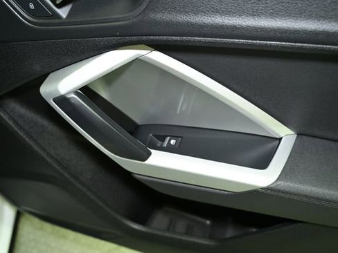 Used 2023 Audi Q3 2.0T Premium image 63