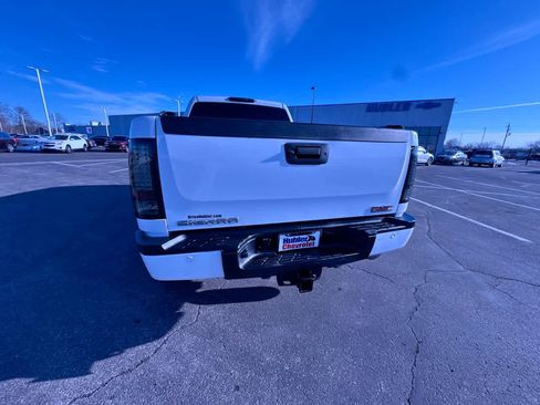 Used 2013 GMC Sierra 2500 Denali w/ Suspension Package, Off-Road image 9