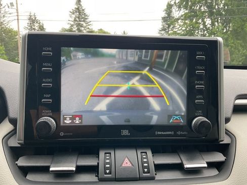 Used 2021 Toyota RAV4 XLE Premium AWD/4WD image 23