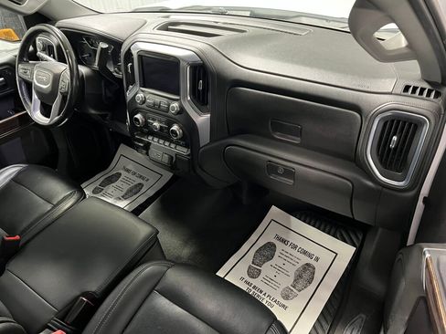Used 2021 GMC Sierra 1500 Elevation w/ X31 Off-Road Package image 3