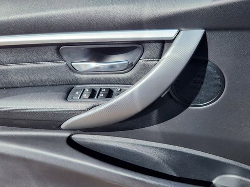 Used 2018 BMW 330e image 7