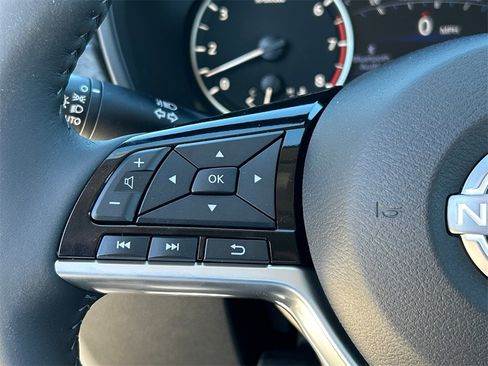 New 2025 Nissan Altima 2.5 SL image 21