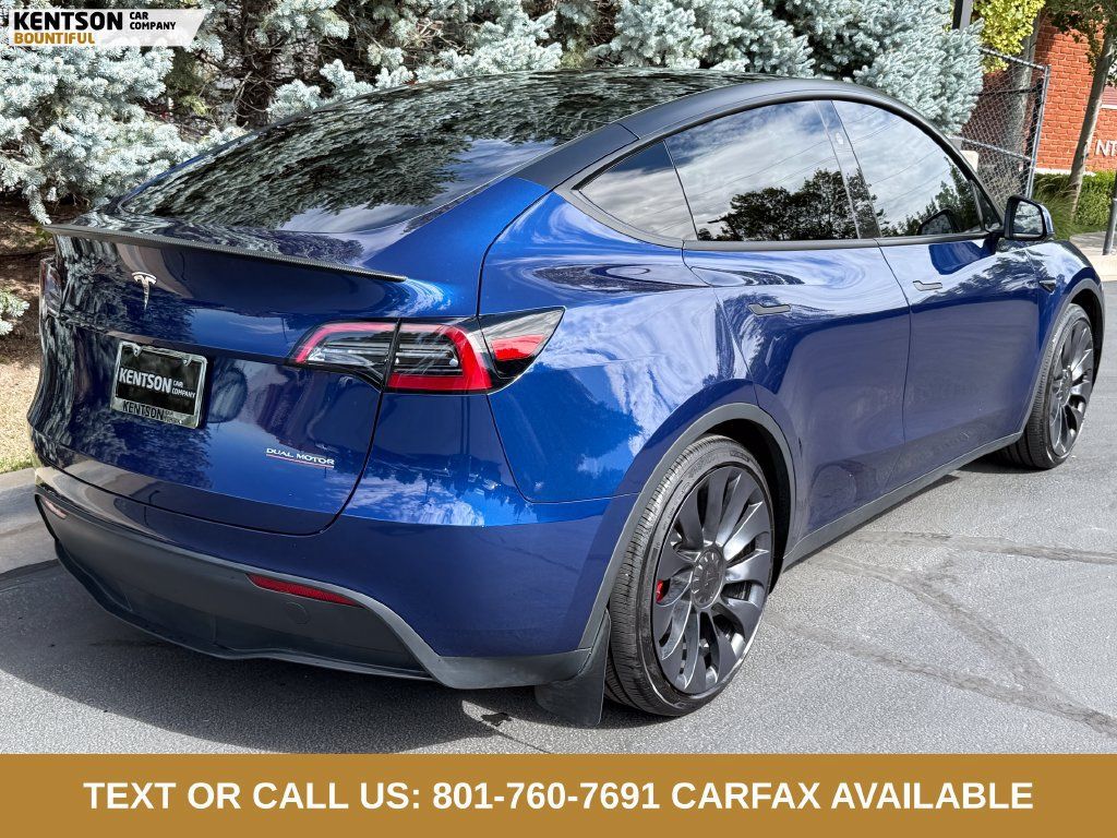 Used 2024 Tesla Model Y Performance AWD/4WD image 8