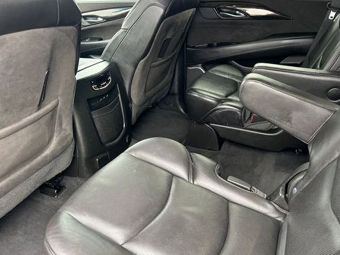 Used 2018 Cadillac Escalade Platinum image 13