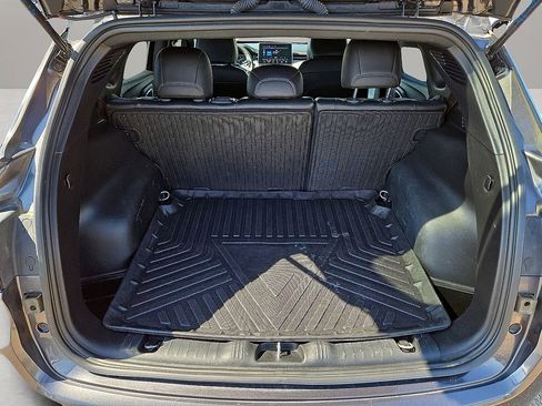 Used 2023 Jeep Compass Latitude image 15