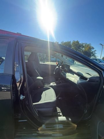 Used 2022 Toyota Corolla LE FWD image 10