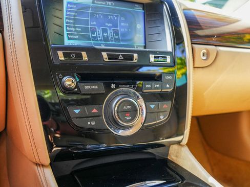 Used 2014 Jaguar XK Convertible image 24