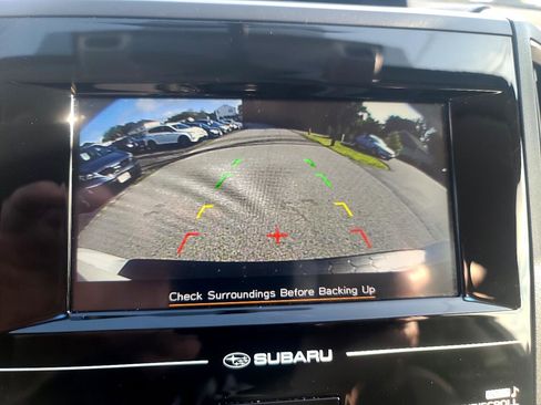 Used 2018 Subaru Crosstrek 2.0i Premium w/ Eyesight System image 19