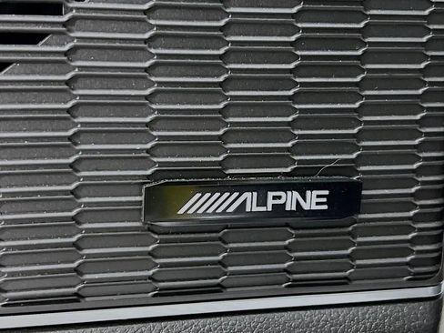 Used 2024 Jeep Grand Cherokee Summit w/ Luxury Tech Group V image 20