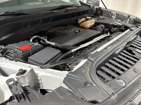 Used 2022 Chevrolet Silverado 1500 Custom image 35
