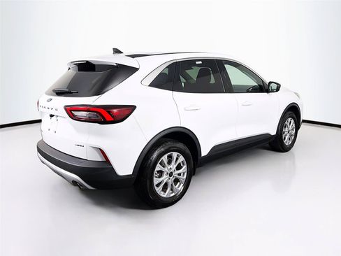 Used 2023 Ford Escape Active AWD/4WD image 11