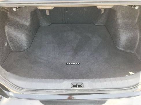 Used 2025 Nissan Altima 2.5 SR FWD image 32