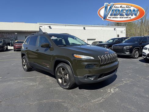 Used 2016 Jeep Cherokee 75th Anniversary image 1