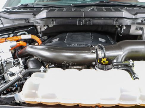 Used 2023 Ford F150 Lariat image 31