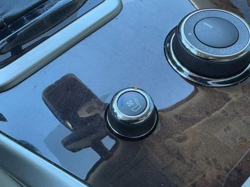 Used 2017 INFINITI QX60 Luxe w/ Deluxe Technology Package image 16