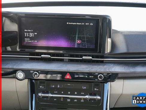 Certified 2024 Kia Carnival EX image 15