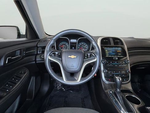 Used 2015 Chevrolet Malibu LT w/ Power Convenience Package FWD image 16