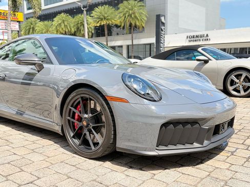 Used 2026 Porsche 911 Carrera 4 GTS AWD/4WD image 8