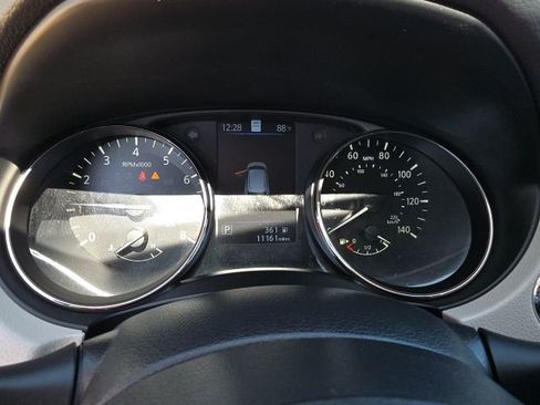 Used 2021 Nissan Rogue Sport SL w/ Premium Package image 17