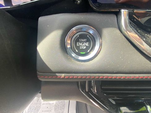 Used 2023 Chevrolet Colorado Z71 w/ Z71 Convenience Package 2 image 16