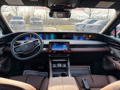 New 2026 Lincoln Nautilus Reserve image 5