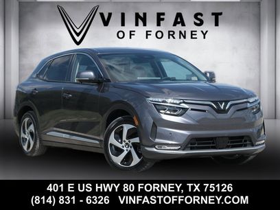 New 2025 VinFast VF 8 Eco