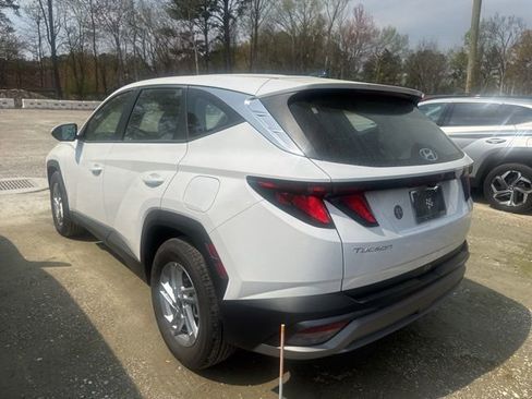 Used 2025 Hyundai Tucson SE image 5