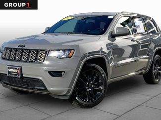 Used 2019 Jeep Grand Cherokee Altitude AWD/4WD video 1