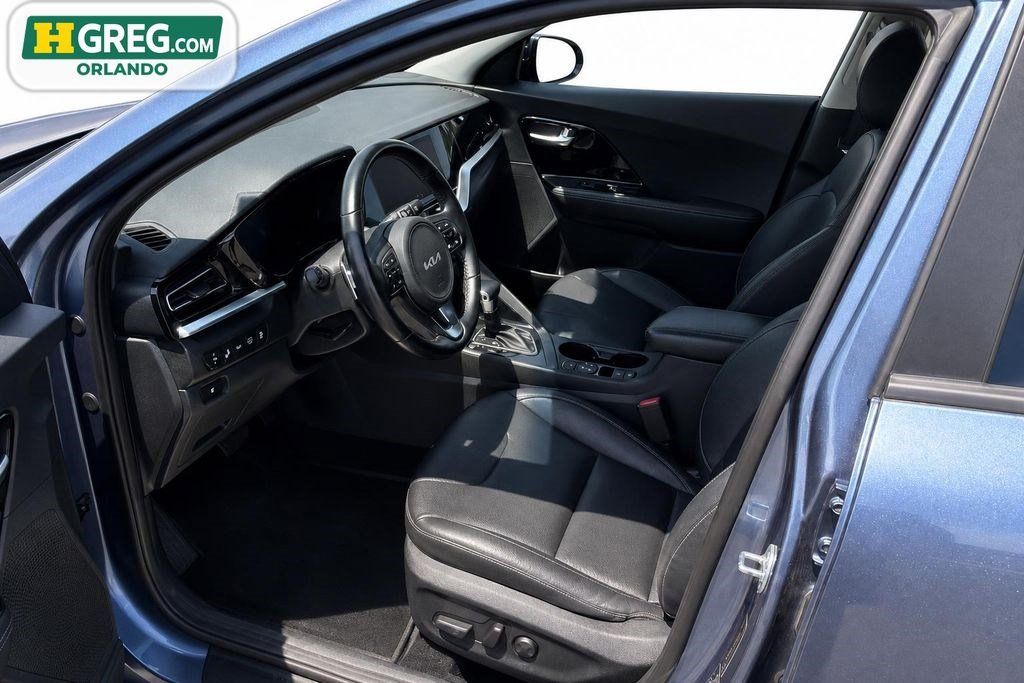 Used 2022 Kia Niro EX Premium FWD image 10