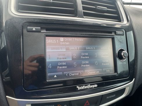 Used 2015 Mitsubishi Outlander Sport GT image 17