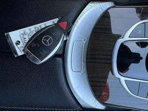 Used 2018 Mercedes-Benz C 300 C 300 4MATIC Sedan 4D image 19