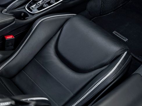 Used 2023 McLaren GT image 23