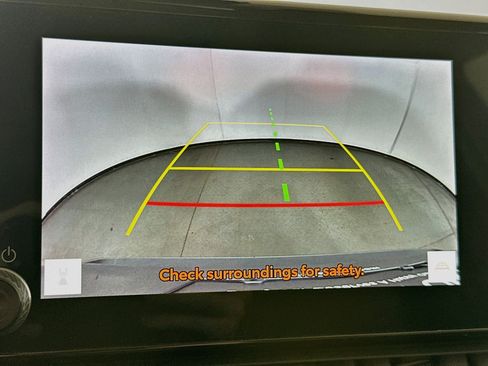Used 2024 Toyota RAV4 XLE FWD image 22