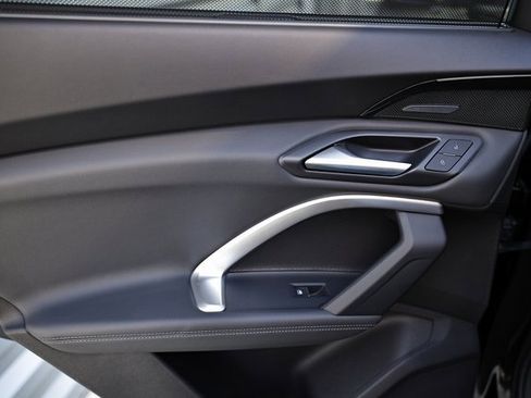 Certified 2025 Audi Q5 Premium Plus w/ Premium Plus image 23