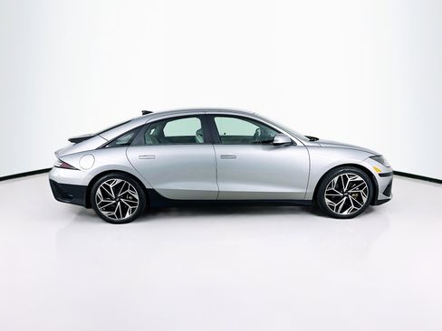 Used 2023 Hyundai Ioniq 6 SEL image 10