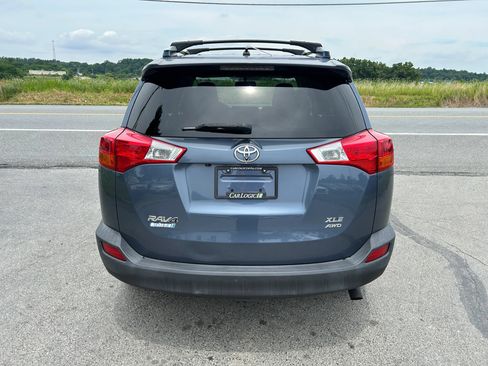 Used 2013 Toyota RAV4 XLE AWD/4WD image 9