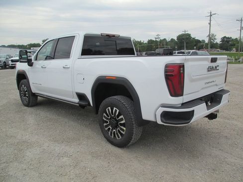 New 2026 GMC Sierra 2500 Denali Ultimate w/ Max Trailering Package AWD/4WD image 7