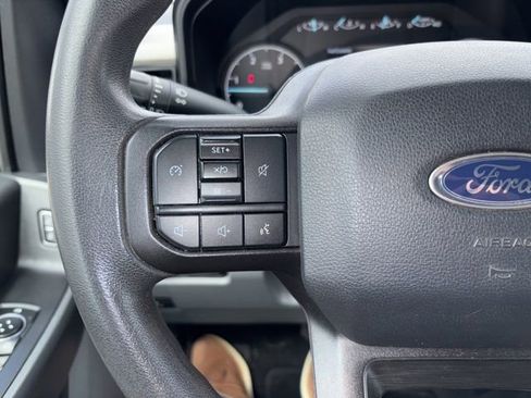 Used 2023 Ford F350 XLT AWD/4WD image 28