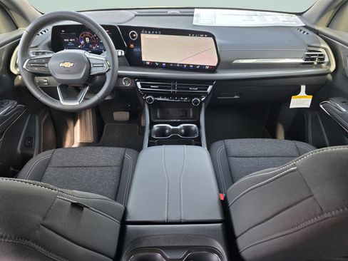 New 2026 Chevrolet Traverse LT w/ Driver Confidence Package FWD image 18