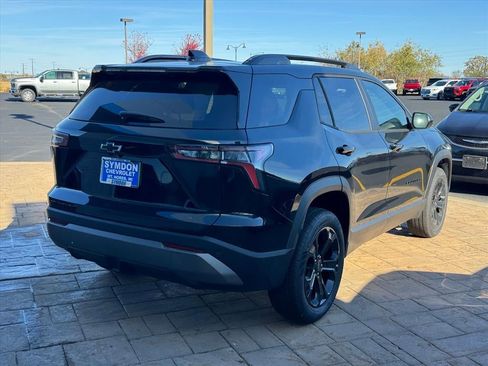 New 2026 Chevrolet Equinox LT w/ Convenience Package II image 2