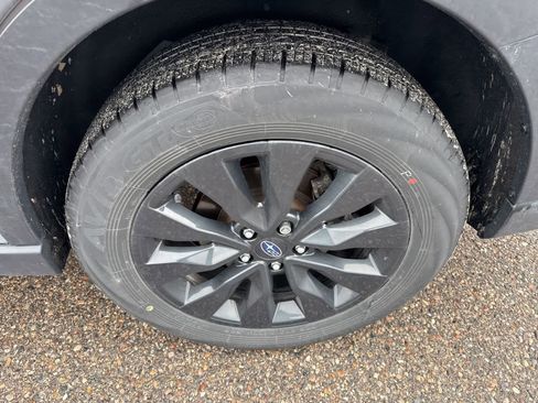 Used 2024 Subaru Outback Onyx Edition image 7