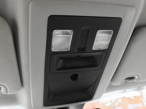 Used 2014 RAM 3500 Tradesman w/ Power & Remote Entry Group image 21