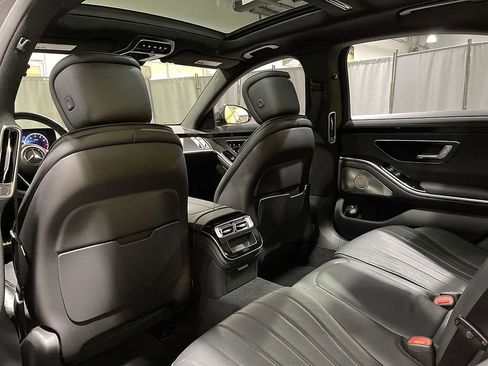 Used 2022 Mercedes-Benz S 500 4MATIC image 24