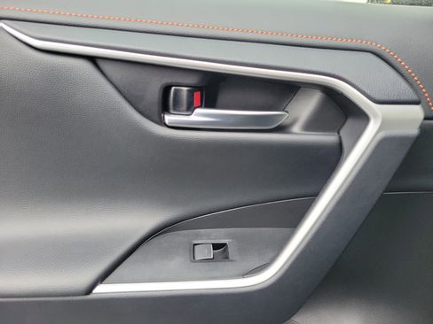 Used 2024 Toyota RAV4 Adventure image 12