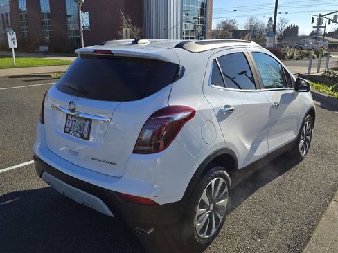 Used 2020 Buick Encore Essence image 5