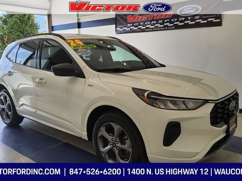 Used 2024 Ford Escape ST-Line w/ Tech Pack #1 AWD/4WD image 4