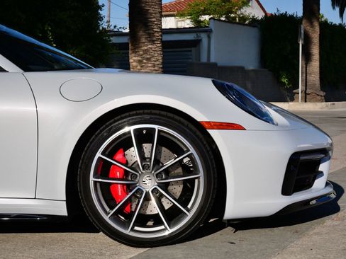 Used 2024 Porsche 911 Targa 4S image 10