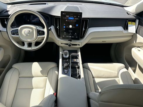 New 2026 Volvo XC60 B5 Ultra w/ Climate Package image 7