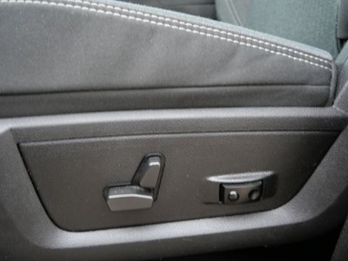 Used 2021 RAM 1500 Warlock w/ Luxury Group AWD/4WD image 24