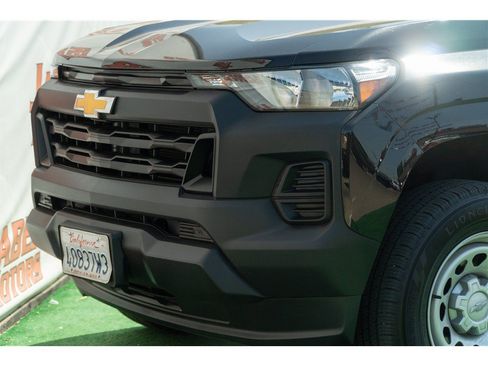 Used 2023 Chevrolet Colorado W/T RWD image 27